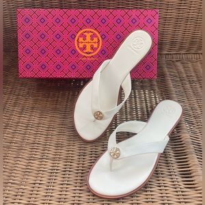 Tory Burch New Ivory Benton Thong Sandals, Size 10